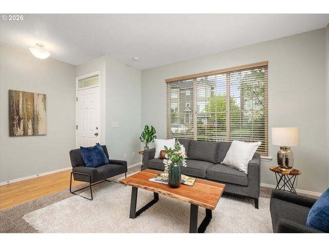 2283 Nw OAK KNOLL Pl, Beaverton, OR 97006