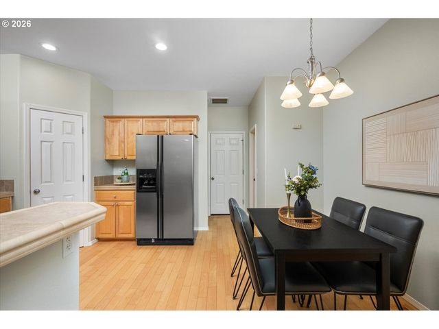 2283 Nw OAK KNOLL Pl, Beaverton, OR 97006