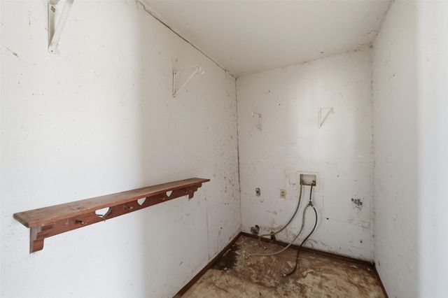 604 S Spears Street, Alvarado, TX 76009
