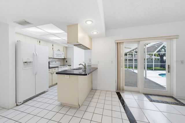 1301 LILY COURT, Tarpon Springs, FL 34689