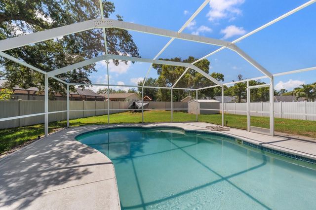 1301 LILY COURT, Tarpon Springs, FL 34689