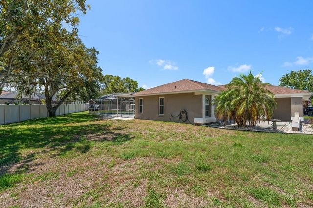 1301 LILY COURT, Tarpon Springs, FL 34689