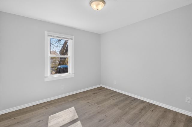 2716 S Jones Street, Fort Worth, TX 76104