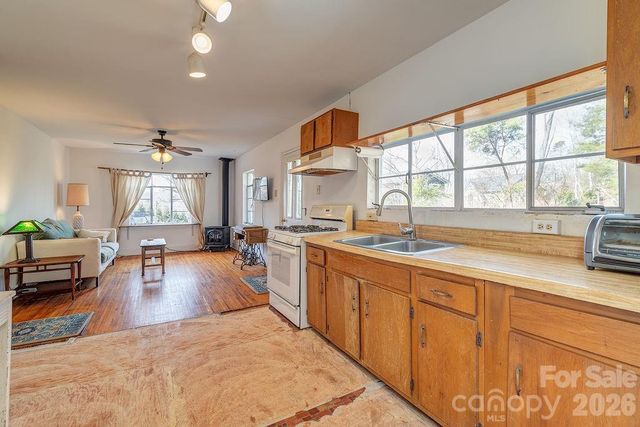 224 Old Home Road, Asheville, NC 28804