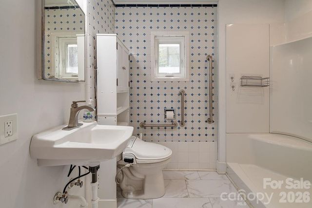 224 Old Home Road, Asheville, NC 28804