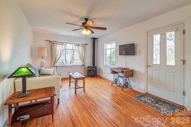 224 Old Home Road, Asheville, NC 28804