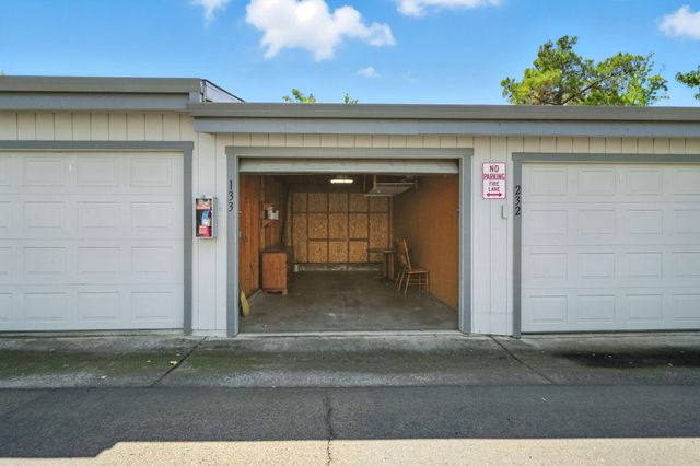 488 Ridgecrest Trail, 133, Redding, CA 96003