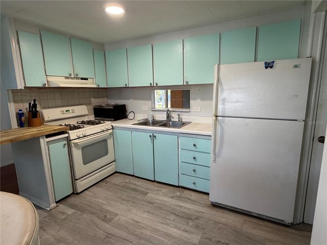 4819 SEA ISLAND AVENUE, Sarasota, FL 34234