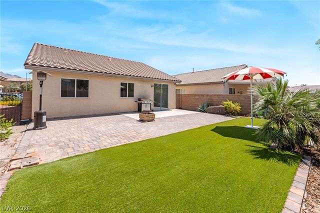 3747 Squirrel Street, Las Vegas, NV 89122