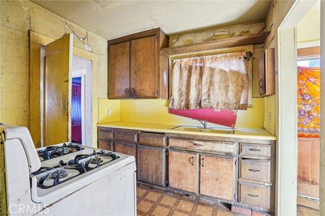 1334 E 9th Street, Long Beach, CA 90813