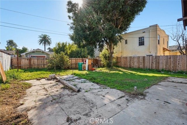 1334 E 9th Street, Long Beach, CA 90813