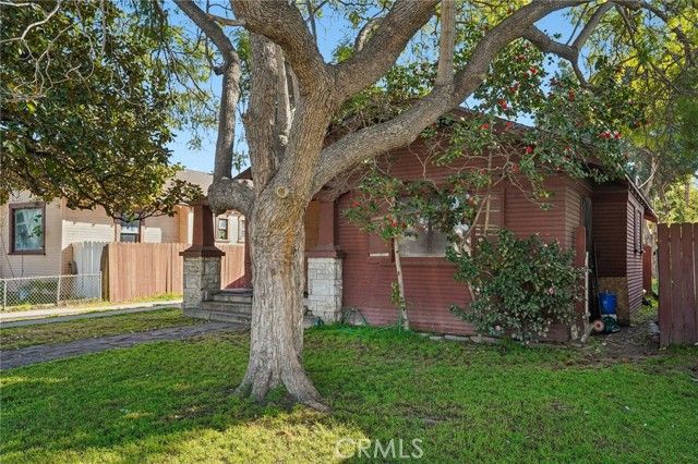 1334 E 9th Street, Long Beach, CA 90813