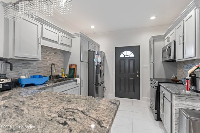1301 Strader Ave, Louisville, KY 40215