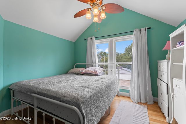 1301 Strader Ave, Louisville, KY 40215