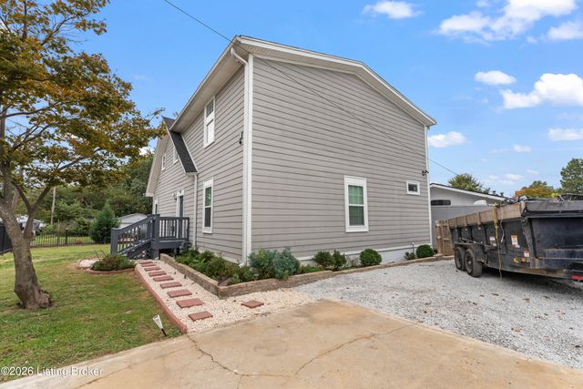 1301 Strader Ave, Louisville, KY 40215