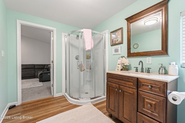 1301 Strader Ave, Louisville, KY 40215