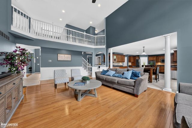 55582 Caesars Drive, Shelby Twp, MI 48315