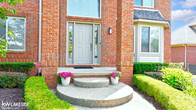 55582 Caesars Drive, Shelby Twp, MI 48315
