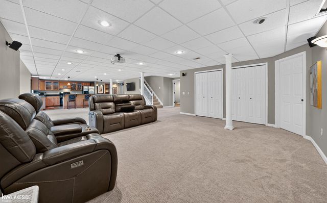 55582 Caesars Drive, Shelby Twp, MI 48315