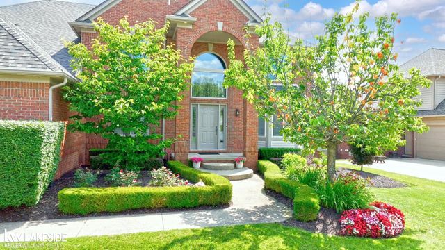 55582 Caesars Drive, Shelby Twp, MI 48315
