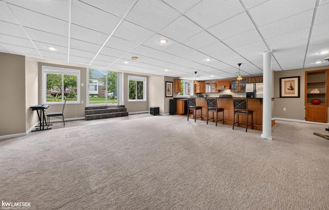 55582 Caesars Drive, Shelby Twp, MI 48315