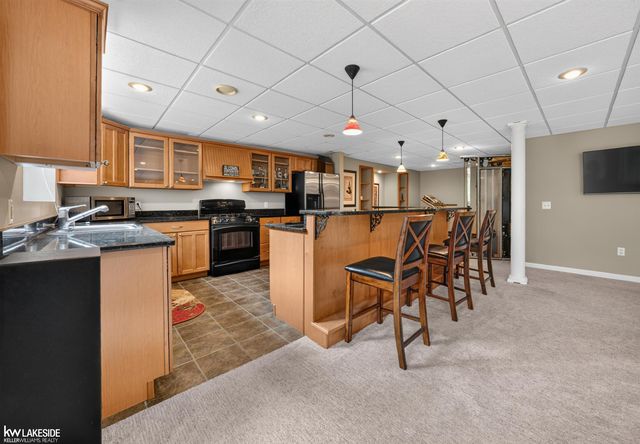55582 Caesars Drive, Shelby Twp, MI 48315