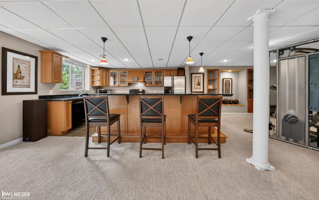 55582 Caesars Drive, Shelby Twp, MI 48315