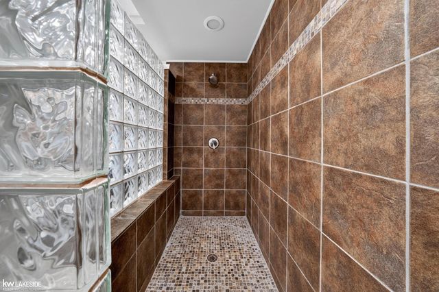55582 Caesars Drive, Shelby Twp, MI 48315