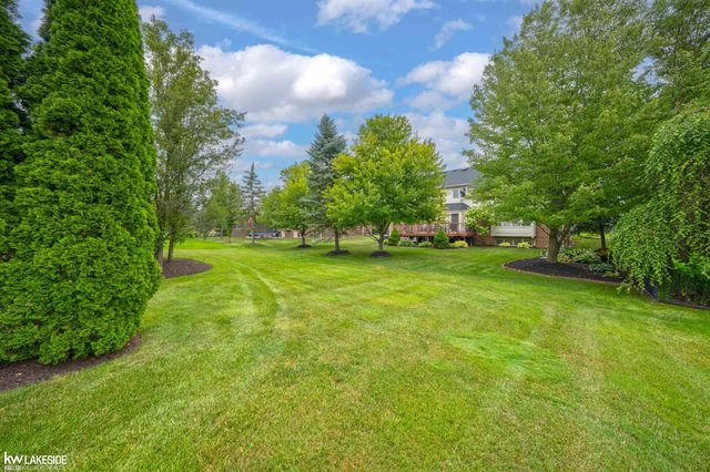 55582 Caesars Drive, Shelby Twp, MI 48315