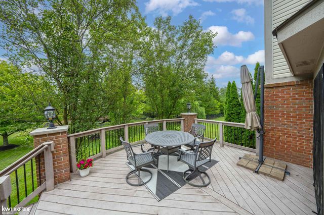 55582 Caesars Drive, Shelby Twp, MI 48315