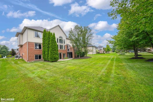55582 Caesars Drive, Shelby Twp, MI 48315