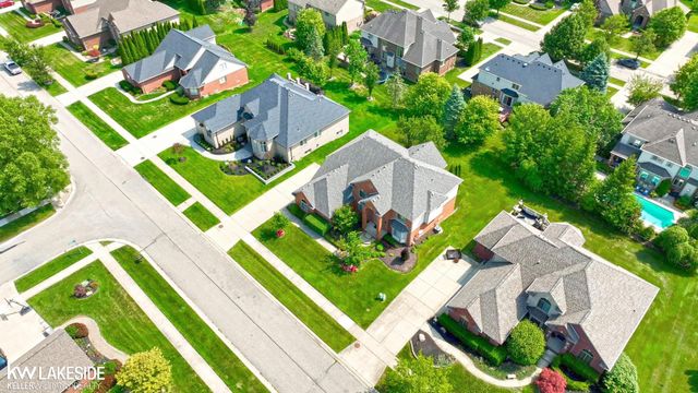 55582 Caesars Drive, Shelby Twp, MI 48315