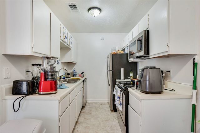 1526 Pine Ridge, College Station, TX 77840