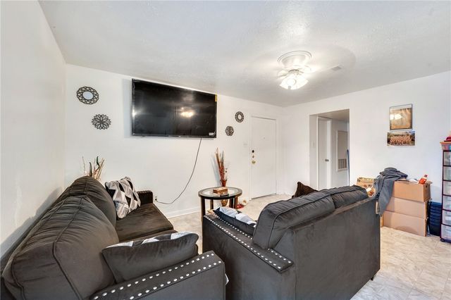 1526 Pine Ridge, College Station, TX 77840