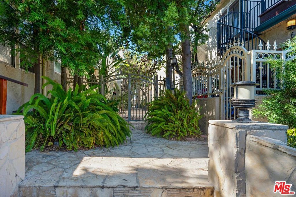 121 Strand Street 13, Santa Monica, CA 90405 — photo 5