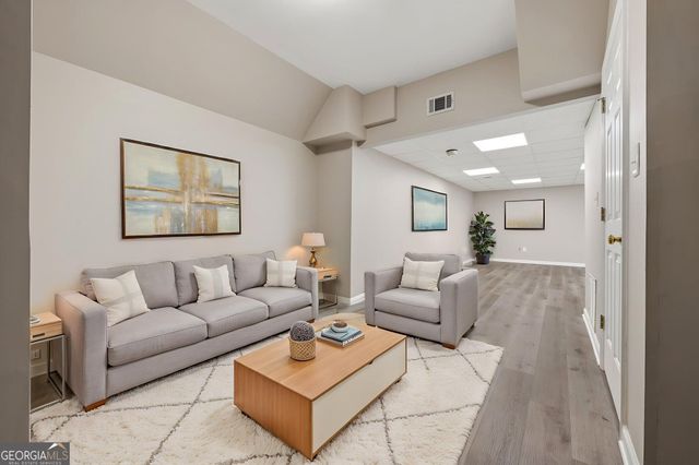 1809 Shelburne Ridge, Marietta, GA 30068