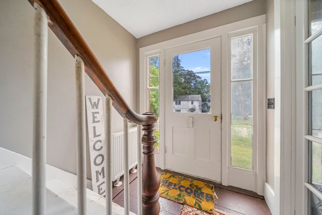 32 Union Street, Hillsborough, NH 03244