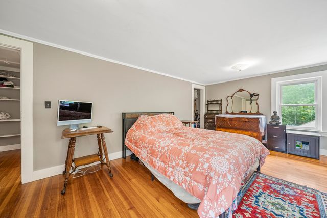 32 Union Street, Hillsborough, NH 03244