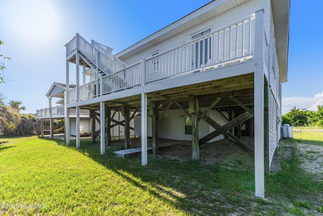317 Sand Piper Lane, Holden Beach, NC 28462