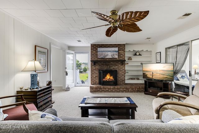 317 Sand Piper Lane, Holden Beach, NC 28462