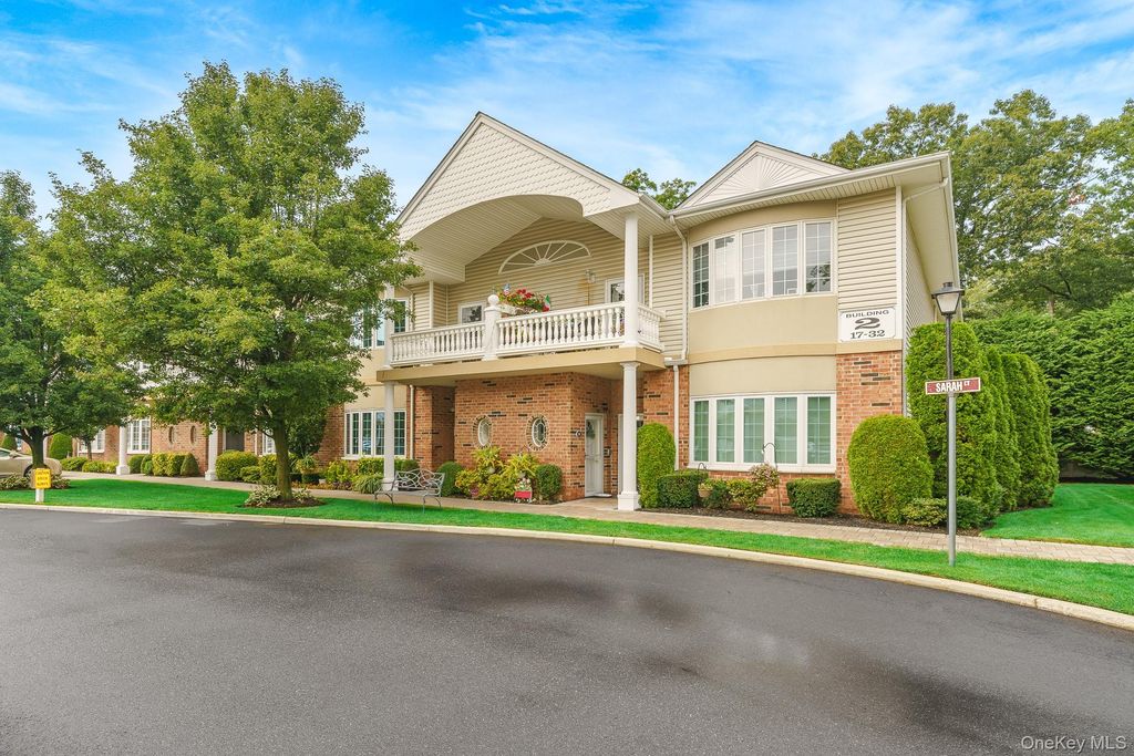 30 Sarah Court, Amityville, NY 11701 — exterior