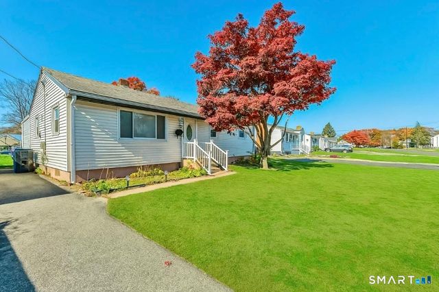 97 Brussels Avenue, Wethersfield, CT 06109