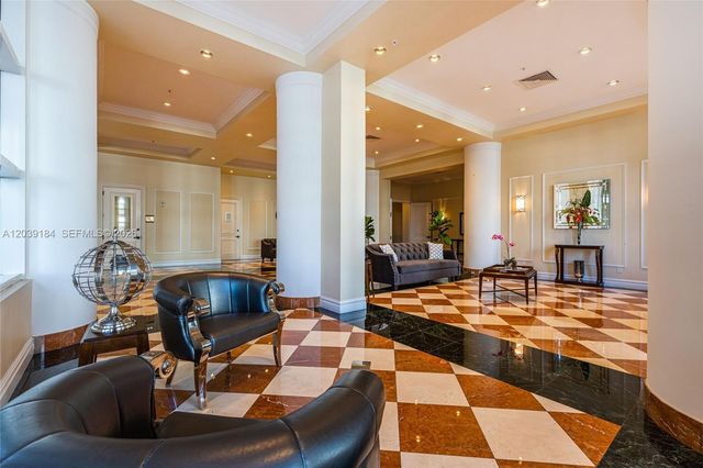 17555 Atlantic Blvd UPH6, Sunny Isles Beach, FL 33160