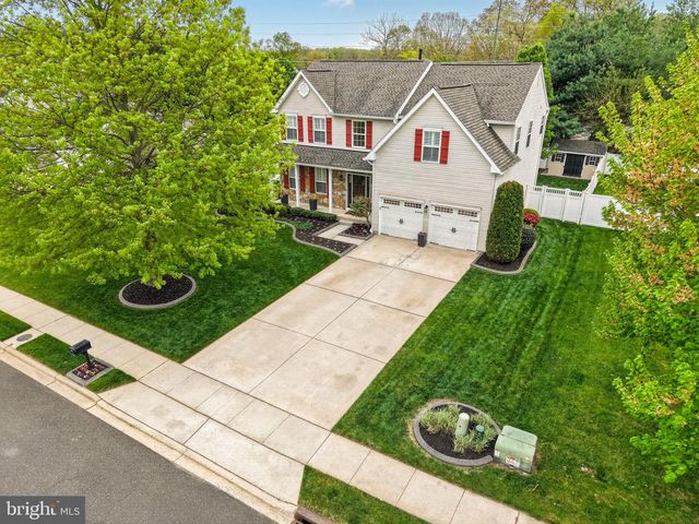 306 PICKWICK DR, Williamstown, NJ 08094
