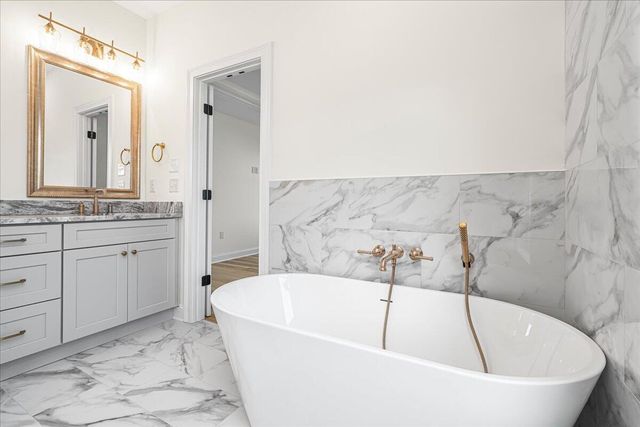 4260 Buttermilk Road, Lexington, KY 40509