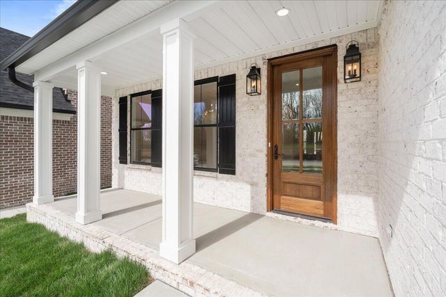 4260 Buttermilk Road, Lexington, KY 40509