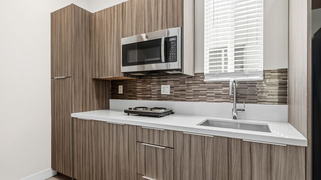10351 NW 66th Street, Doral, FL 33178