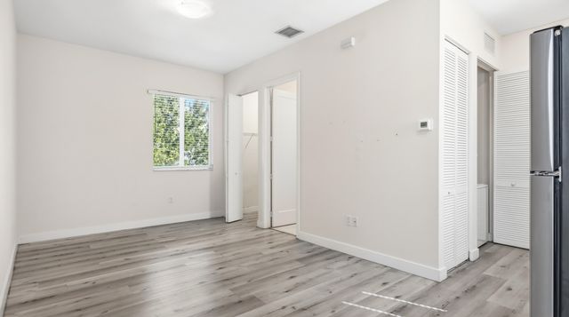 10351 NW 66th Street, Doral, FL 33178