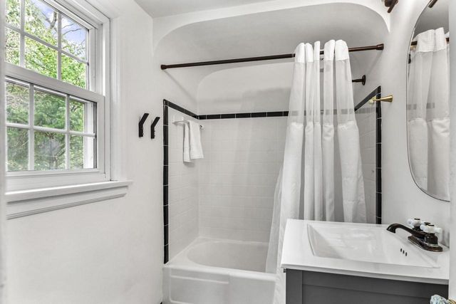 4206 Bagley Parkway, Madison, WI 53705