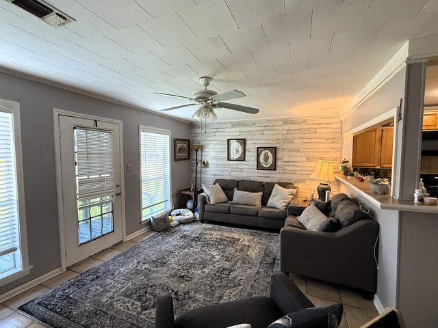 1001 Romy Dr, Lockport, LA 70374